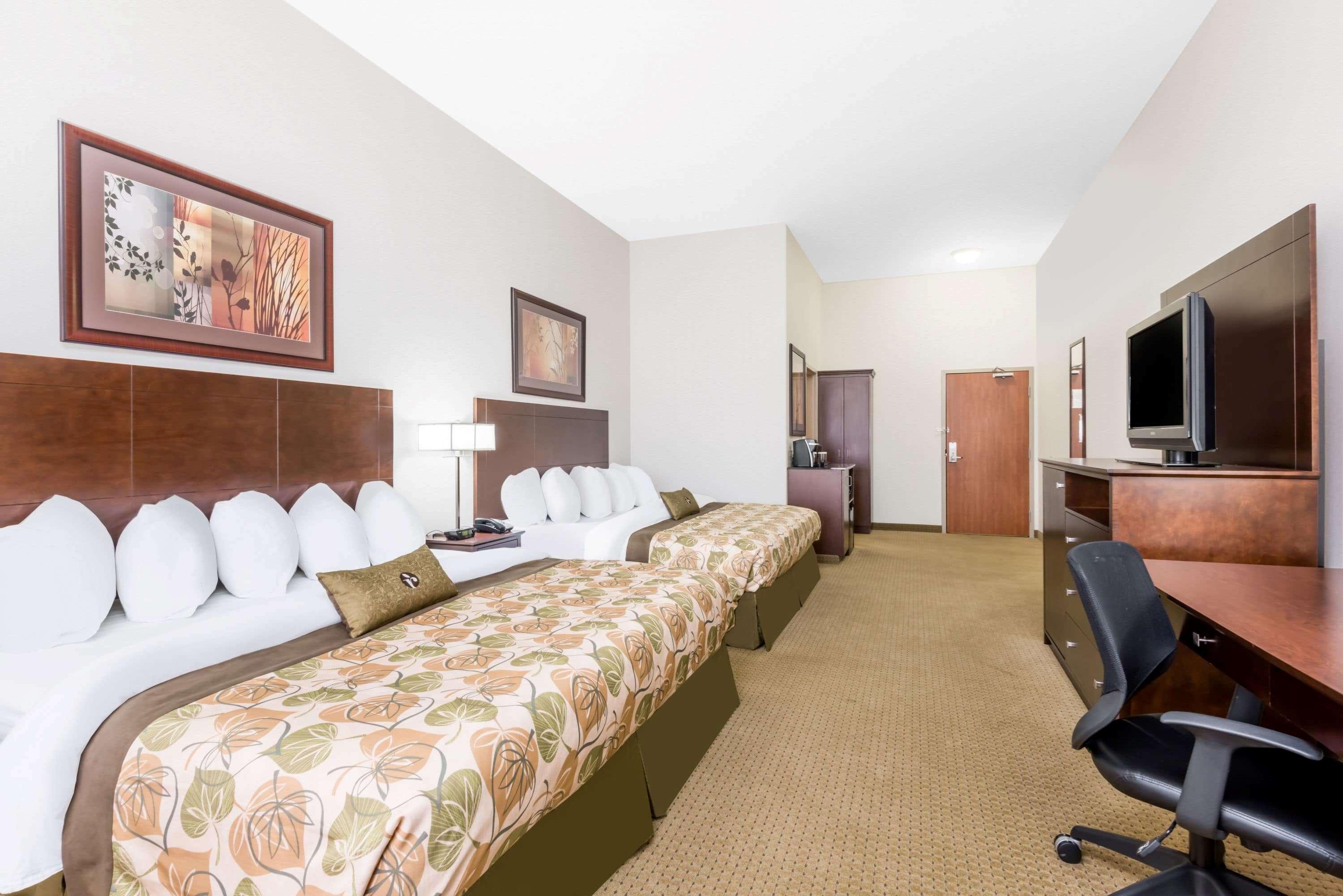 Ramada By Wyndham Olds Hotel Buitenkant foto
